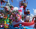 forlystelsesparker-i-orlando-magic-kingdom-parade