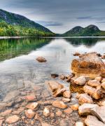Udsigt over Jordan Pond i Acadia National Park