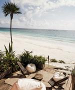 Bo på stranden i Tulum